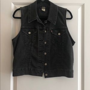 Levi’s Women’s Trucker Jean Vest Size Large Black